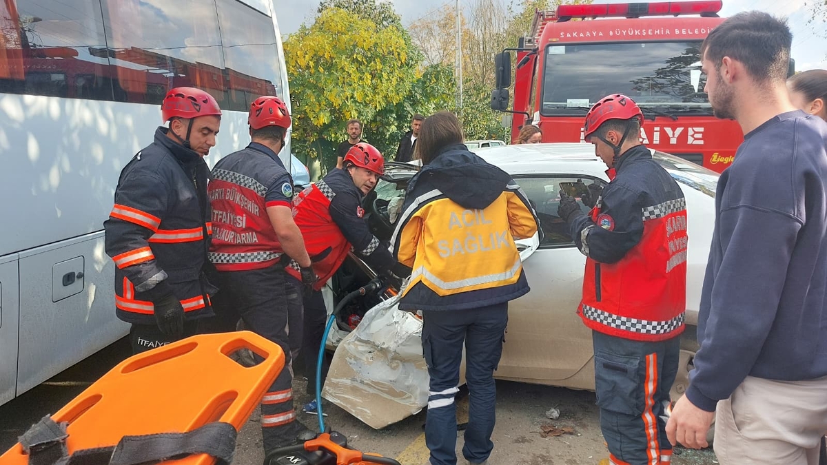 Ada Caddesi’nde feci kaza: 1 yaralı