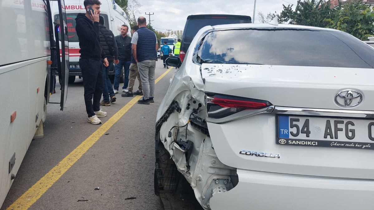 Ada Caddesi’nde feci kaza: 1 yaralı