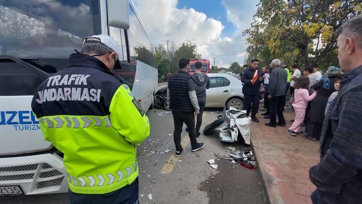 Ada Caddesi’nde feci kaza: 1 yaralı