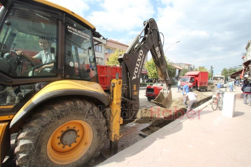 Ada Caddesinde Yağmur Suyu Çalışması devam ediyor