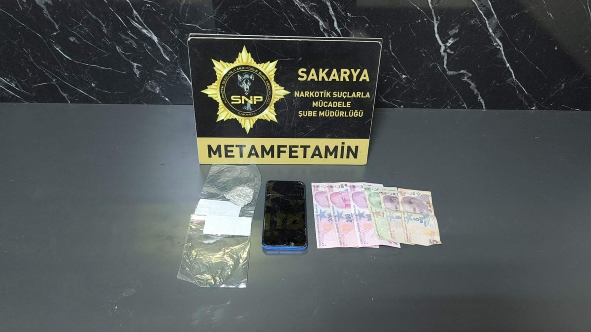 Adapazarı ve Akyazı'da operasyon