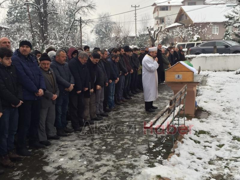 Adem Çolakoğlu Defnedildi