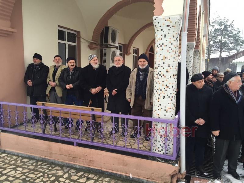 Adem Çolakoğlu Defnedildi