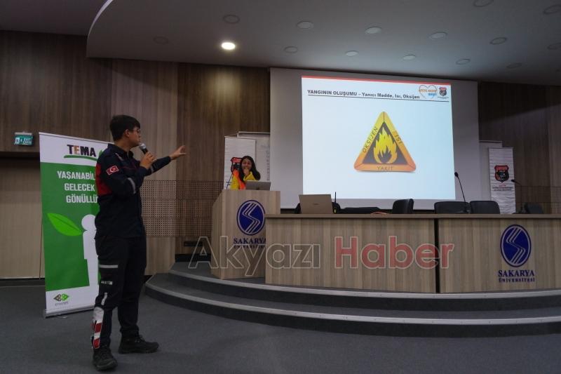 AFET FARKINDALIK EĞiTiMi VERiLDi