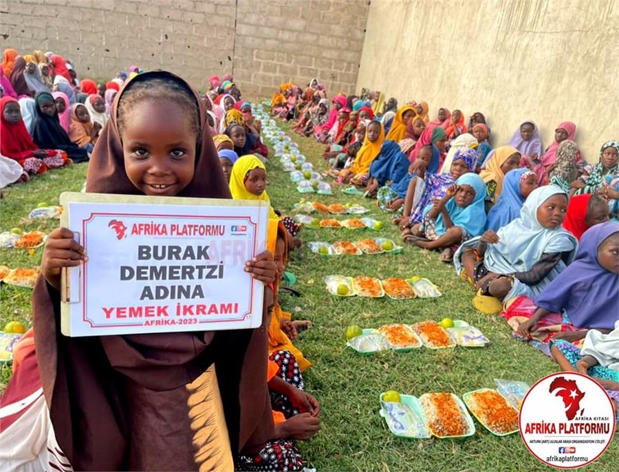 Afrika Platformu ile Afrika’da Gıda Yardımı ve Yemek Dağıtımı Organizasyonu