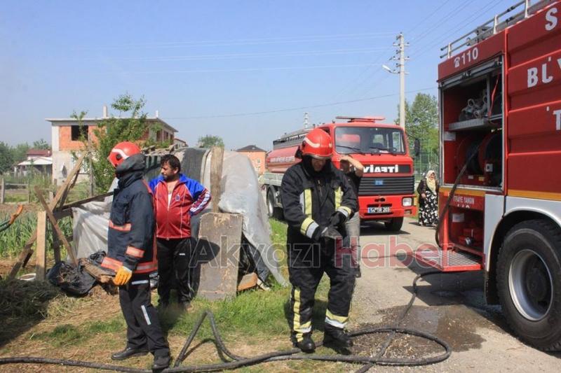 Ahır Yangını Korkuttu