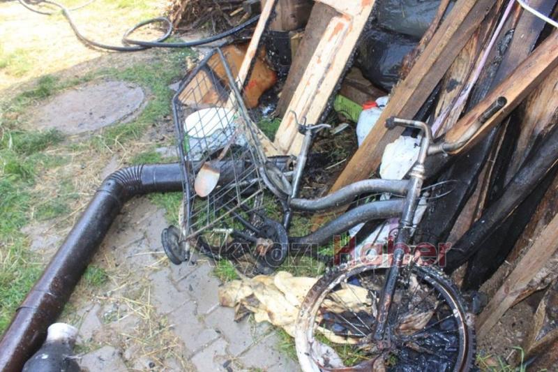 Ahır Yangını Korkuttu