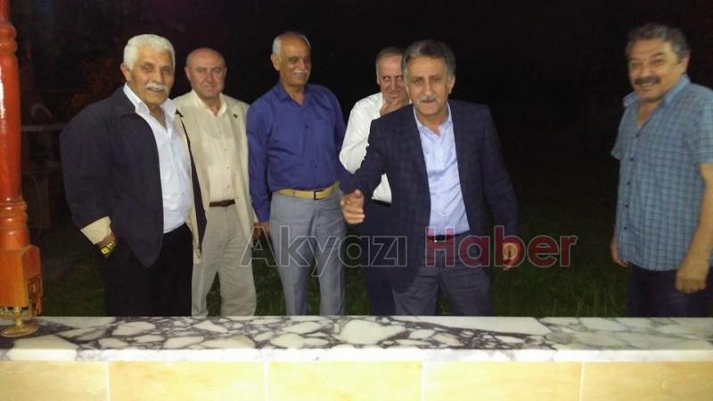 Ahmet Birinci Kazanan Ceketi Giydi