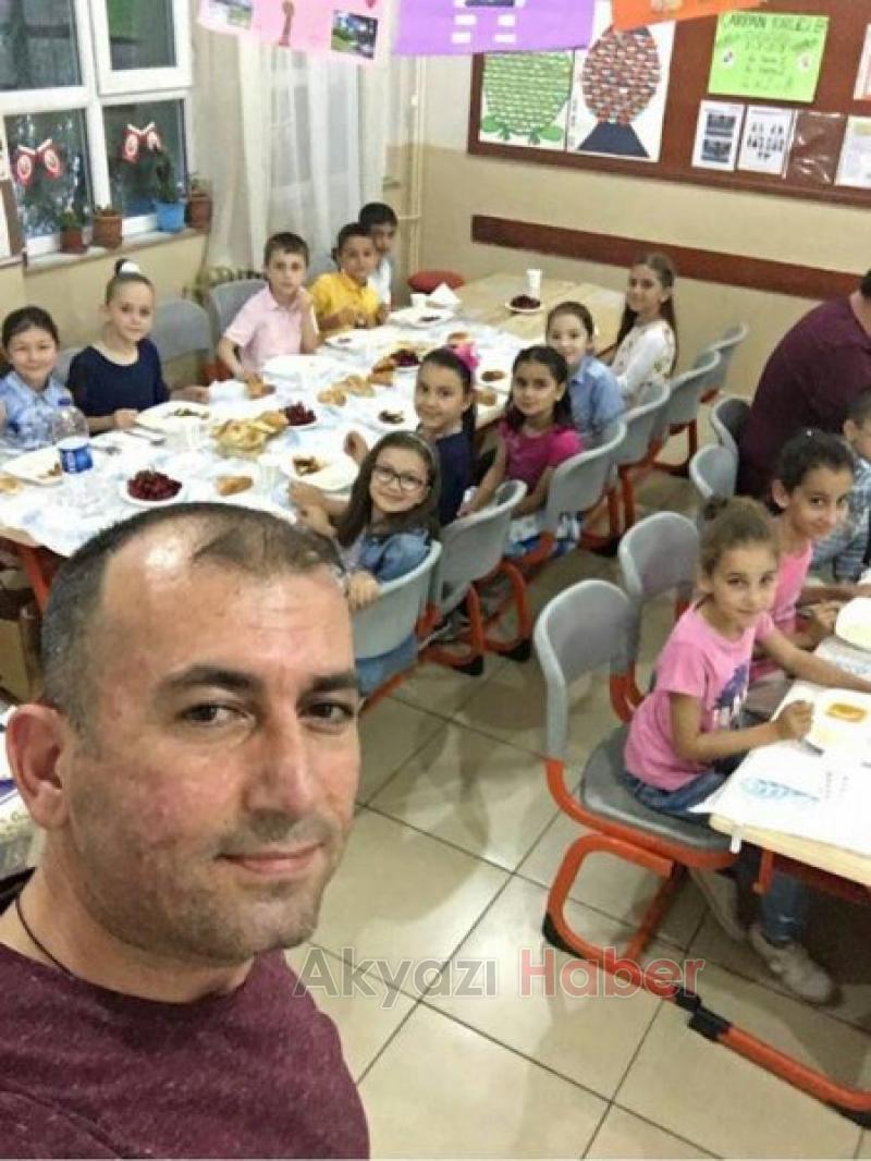 Ahmet Hasnun Tunçsoy İlkokulu 2B Sınıfı Öğrencilerinin İftar Sevinci