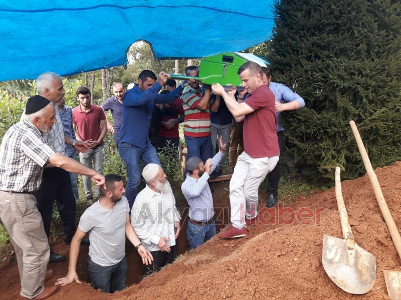 Ahmet Karakaş Defnedildi