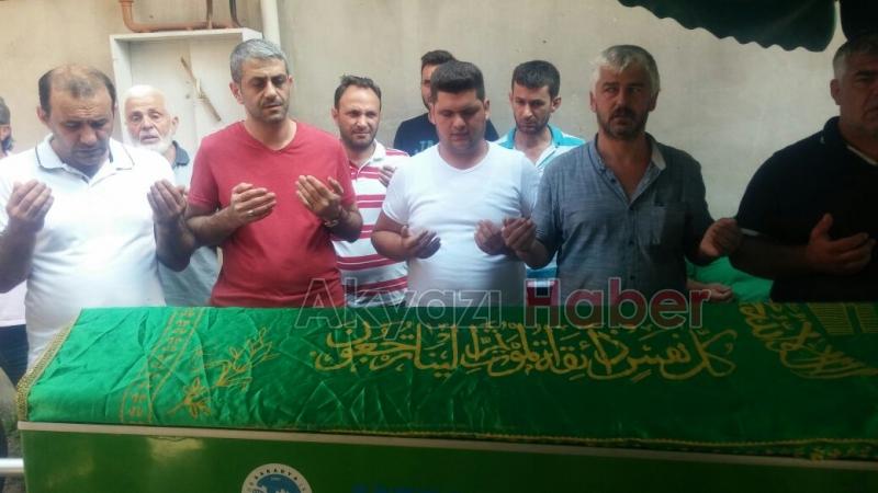 Ahmet Onat Defnedildi