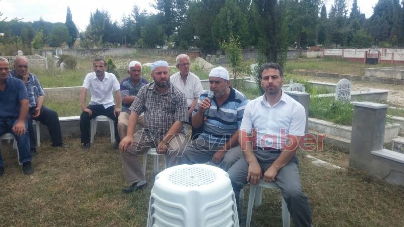 Ahmet Onat Defnedildi