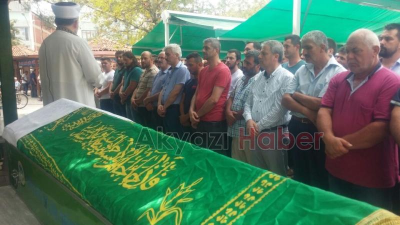 Ahmet Onat Defnedildi