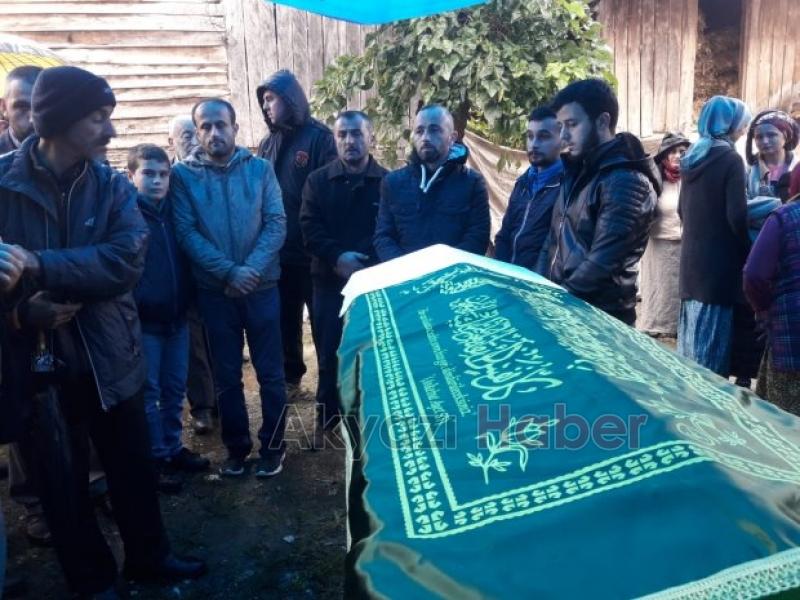 Ahmet Tan Defnedildi 