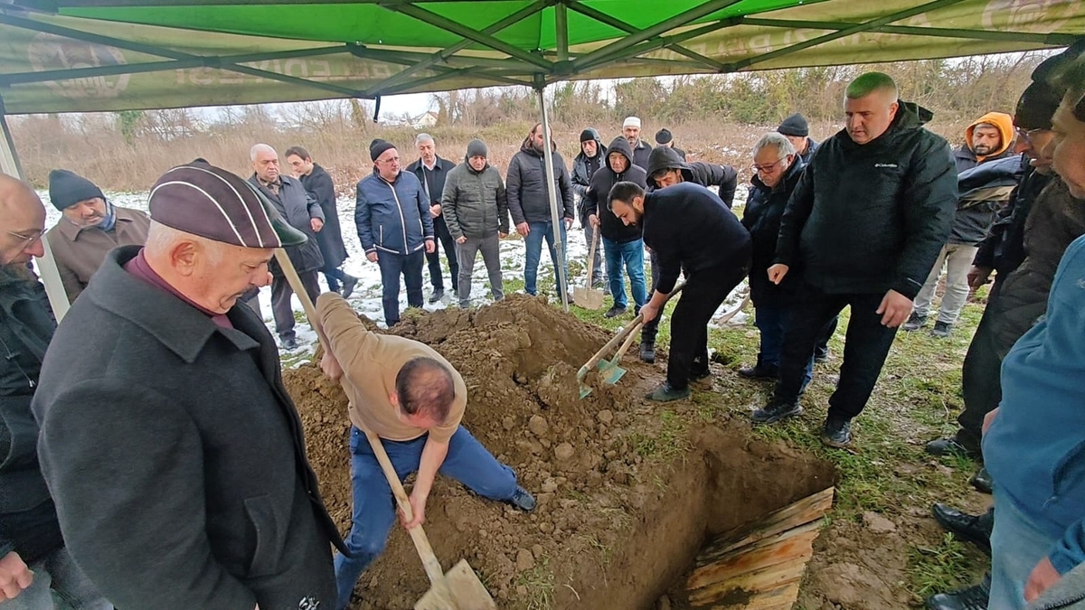 Ahmet Yaşar Süküt Dualarla Son Yolculuğuna Uğurlandı