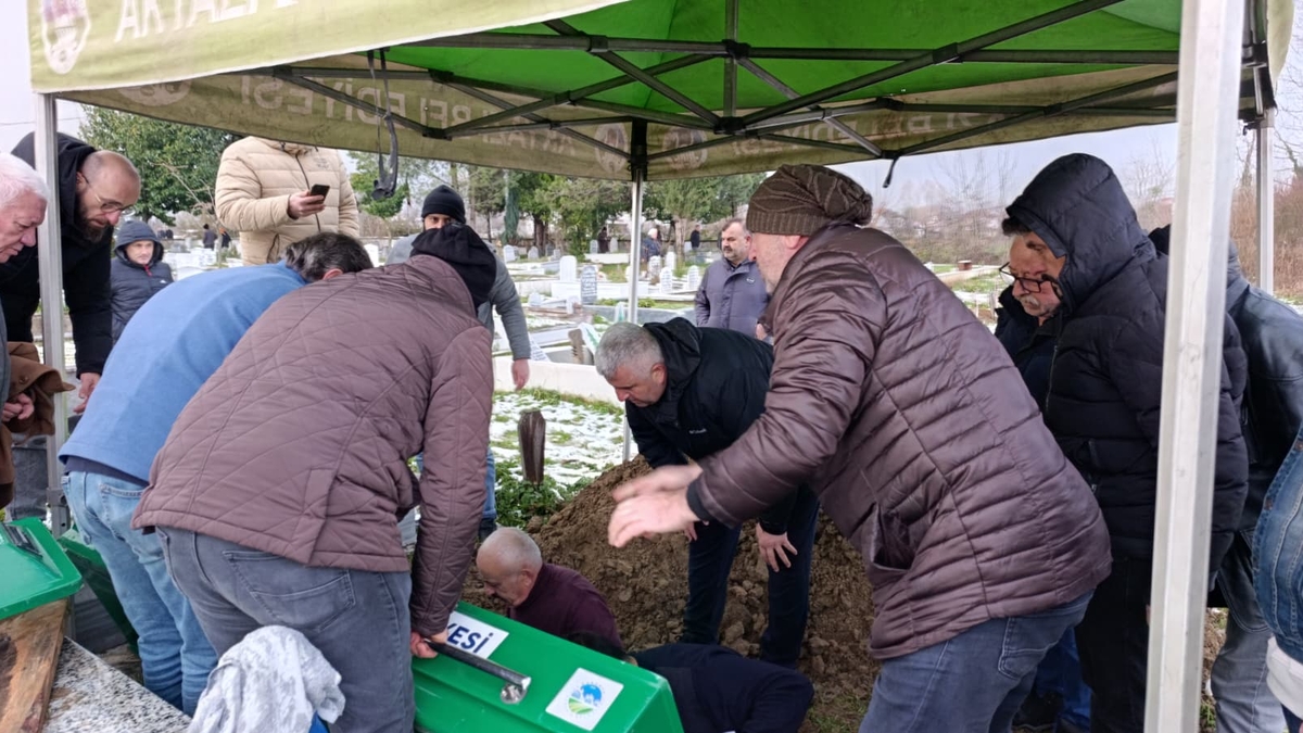 Ahmet Yaşar Süküt Dualarla Son Yolculuğuna Uğurlandı