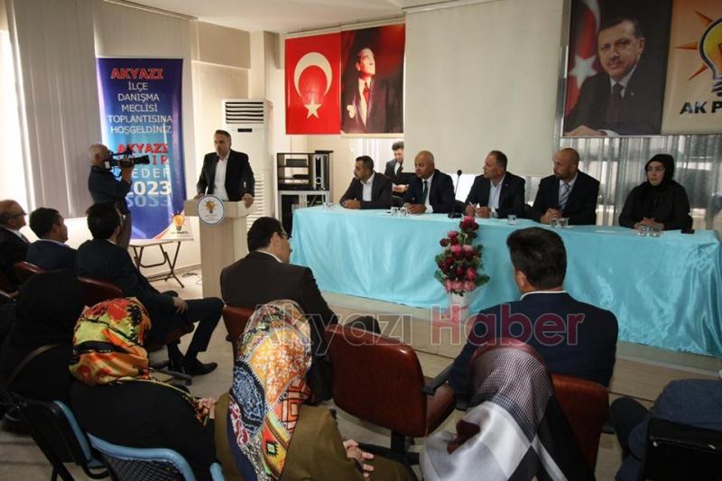 AK Parti Akyazı İlçe Başkanlığı danışma Toplantısı Yaptı