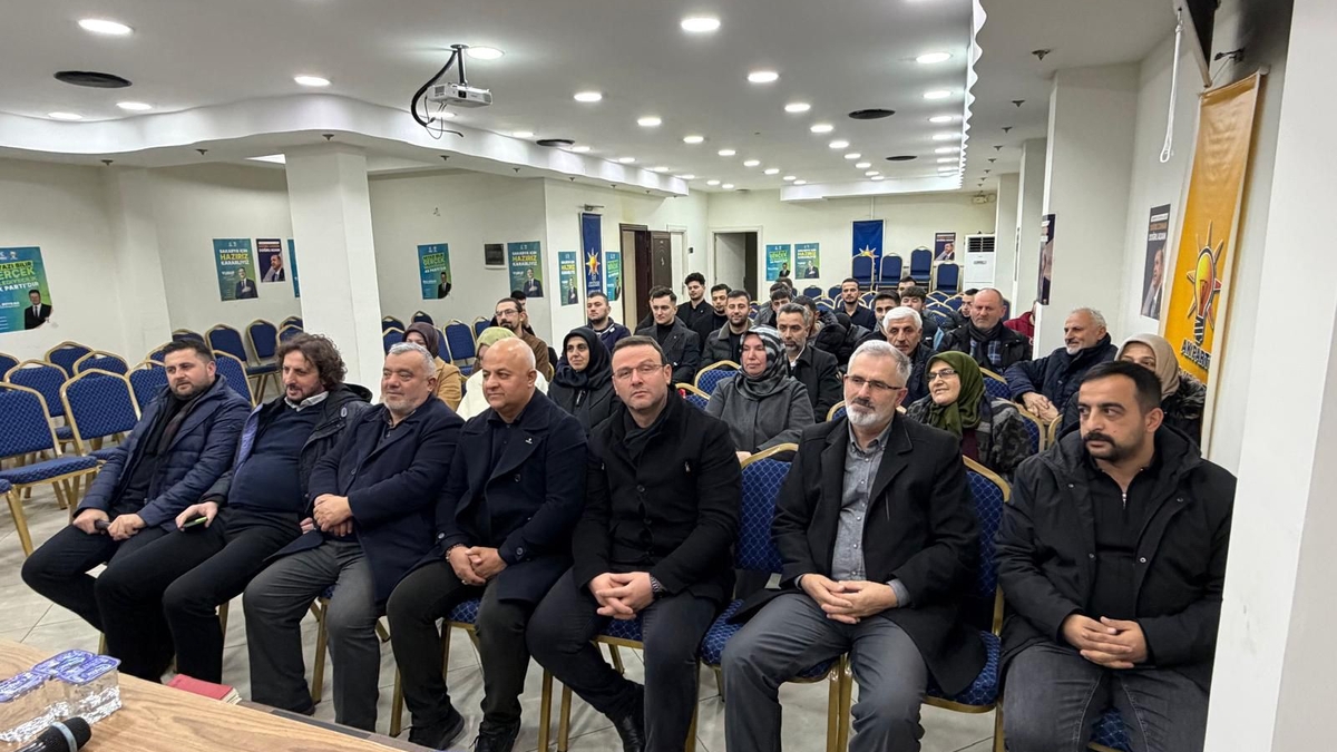 Ak parti Akyazı İlçe teşkilatı 2025 yılını değerlendirdi