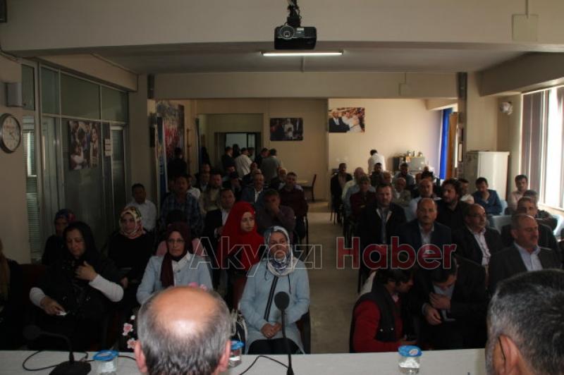 Ak Parti Akyazı İlçe Teşkilatı Danışma Toplantısı Düzenledi