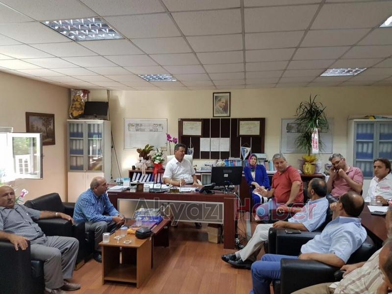 Ak Parti Akyazı İlçe Teşkilatından Soykan’a Makamında Ziyaret