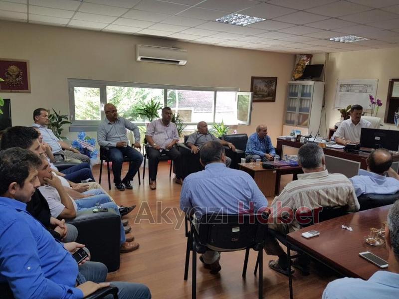 Ak Parti Akyazı İlçe Teşkilatından Soykan’a Makamında Ziyaret