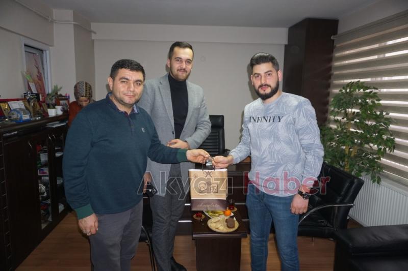 Ak Parti Gençlik Kollarından Akyazı Habere Ziyaret