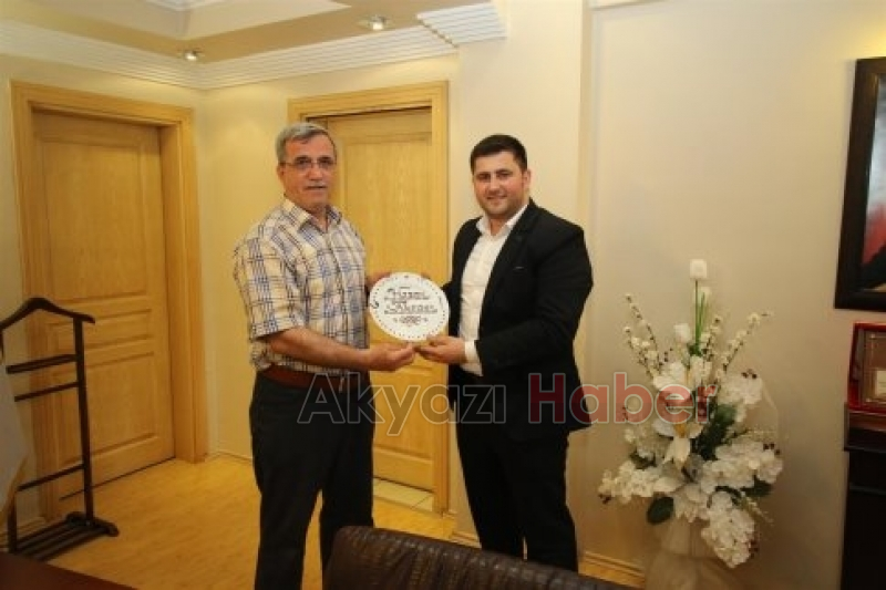 AK PARTİ GENÇLİK KOLLARINDAN BAŞKAN’A ZİYARET