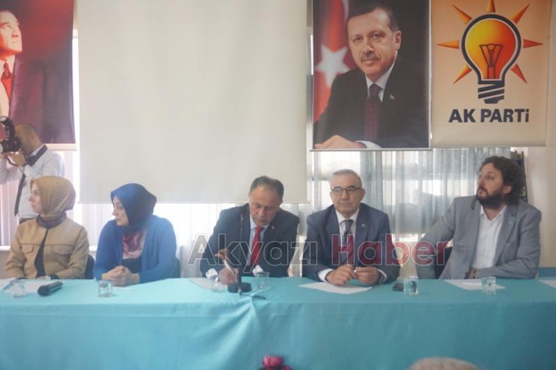 Ak Parti İlçe Meclis Divan Toplantısı gerçekleştirildi
