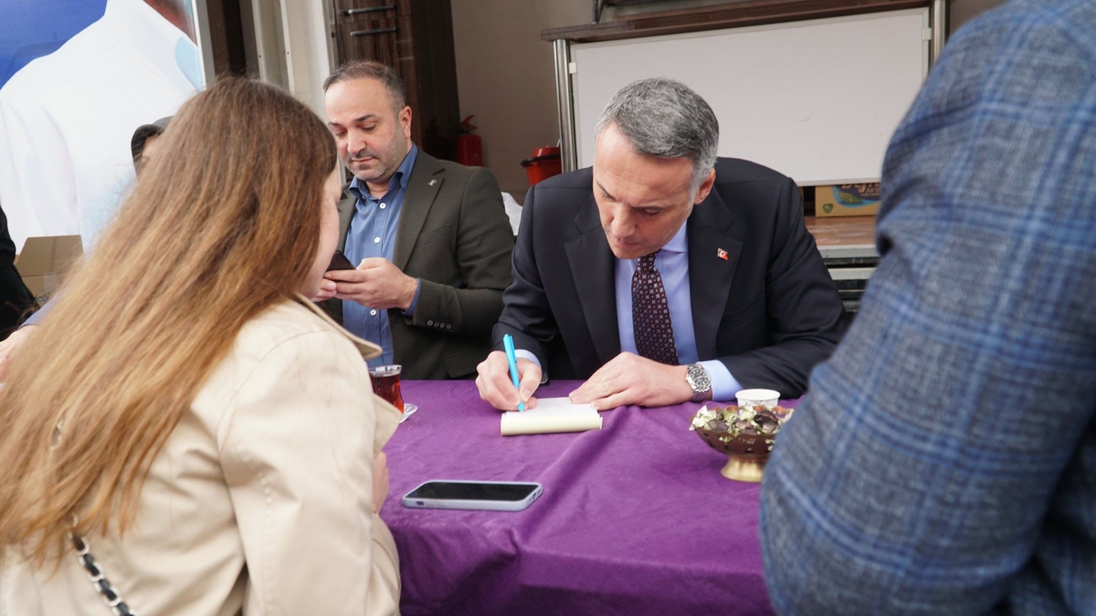 AK Parti Sakarya'da üye seferberliği