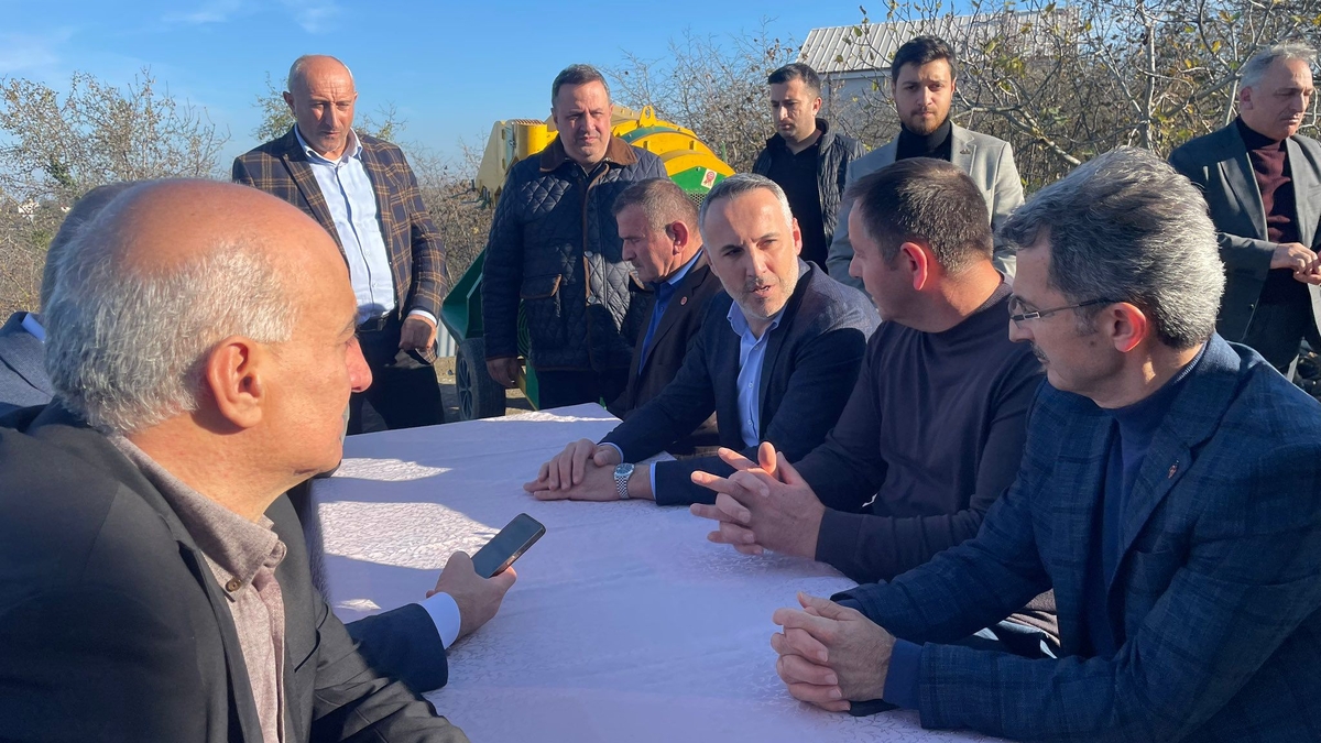 AK Parti Sakarya’dan 195 bin üyeye Erdoğan imzalı teşekkür belgesi