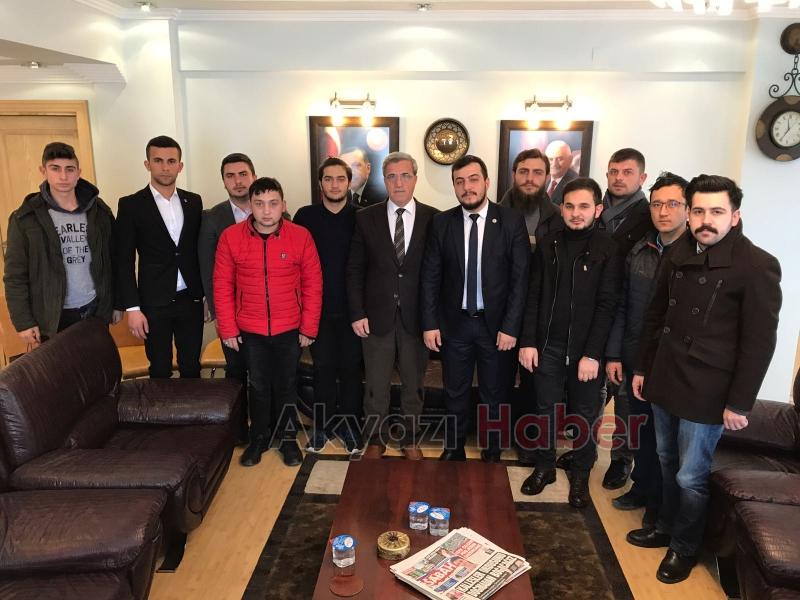 Ak Partili Gençlerden Başkan Akcan’a Ziyaret