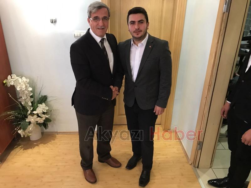 Ak Partili Gençlerden Başkan Akcan’a Ziyaret