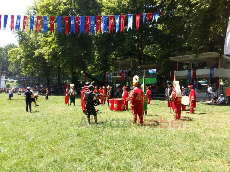 Akbalık Güreşleri Başladı