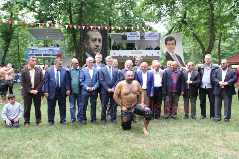 AKBALIK GÜREŞLERİ ORGANİZASYON KOMİTESİ TOPLANIYOR