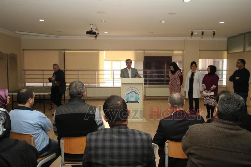 AKCANDAN BİLGİ ve KÜLTÜR EVİNDE VELİLERE TEOG SEMİNERİ