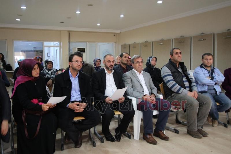 AKCANDAN BİLGİ ve KÜLTÜR EVİNDE VELİLERE TEOG SEMİNERİ