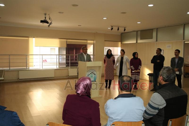 AKCANDAN BİLGİ ve KÜLTÜR EVİNDE VELİLERE TEOG SEMİNERİ