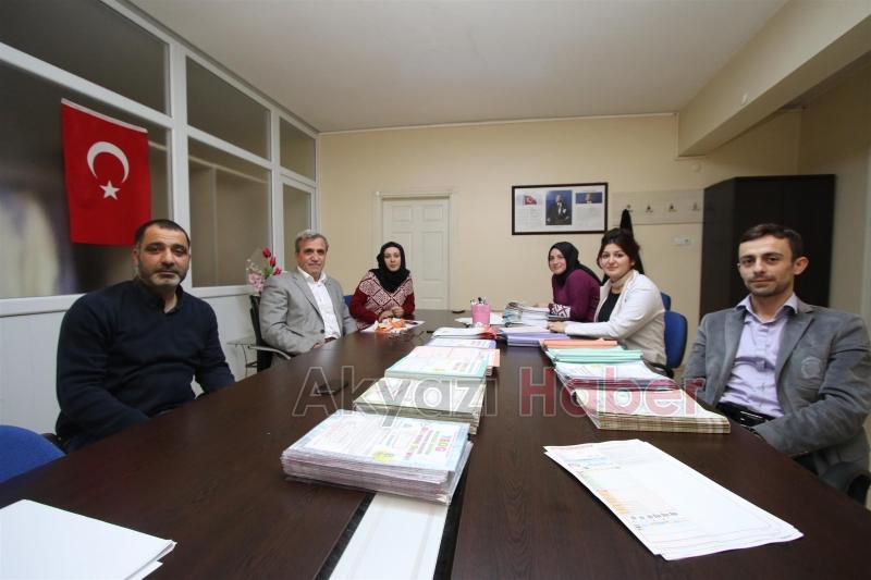 AKCANDAN BİLGİ ve KÜLTÜR EVİNDE VELİLERE TEOG SEMİNERİ