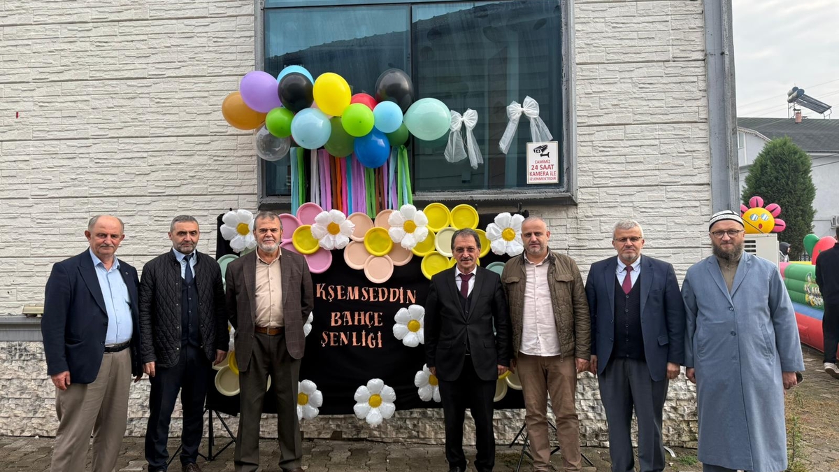 Akşemseddin Camii’nde çocuklar için şenlik düzenlendi