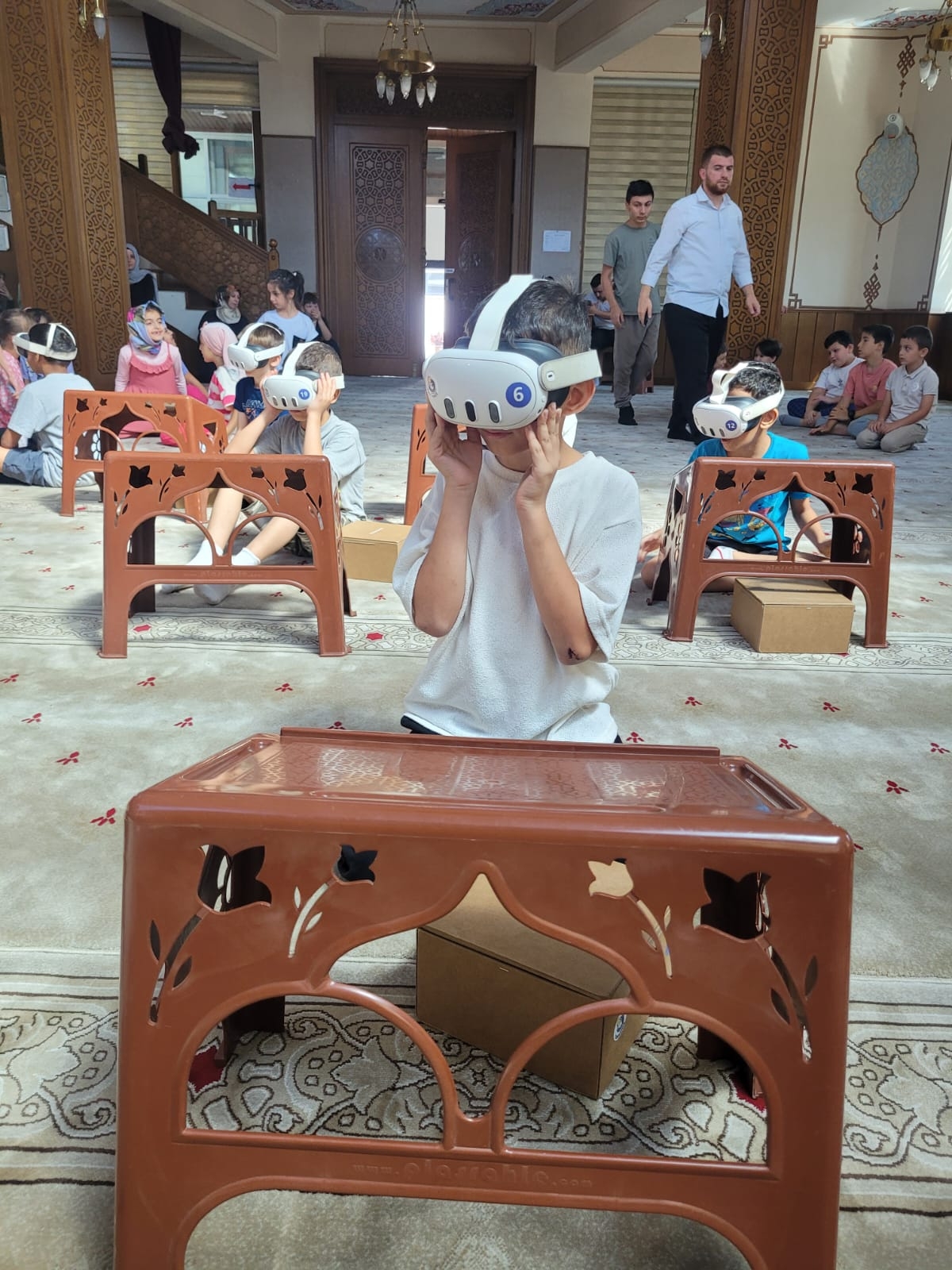 Akşemsettin Camii’nde Kur’an eğitimine sanal yolculuk