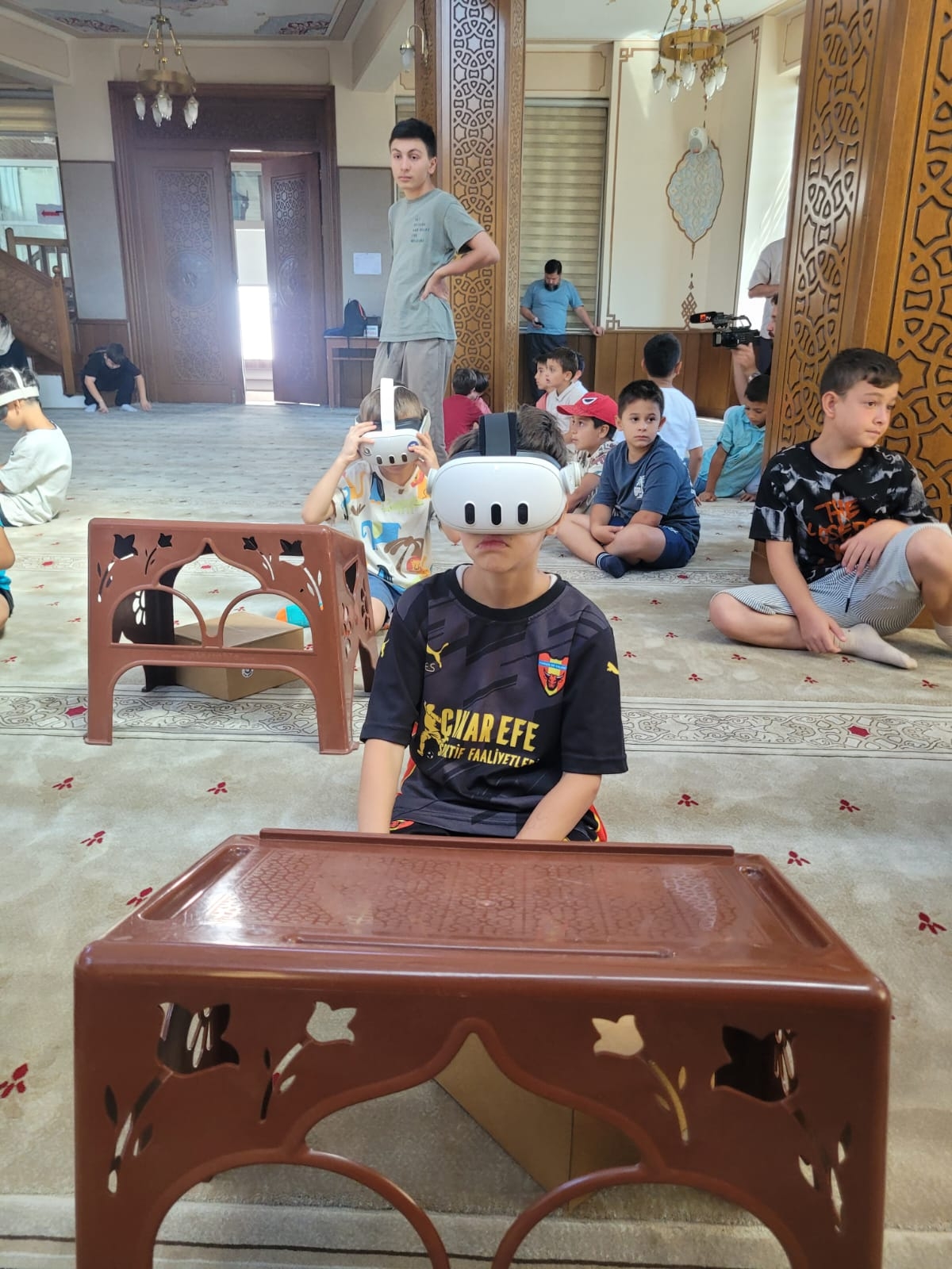 Akşemsettin Camii’nde Kur’an eğitimine sanal yolculuk