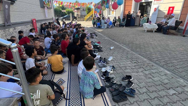 Akşemsettin Camii’nde Yaz Kursu Coşkusu