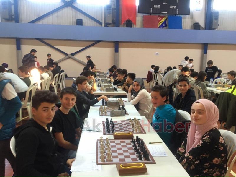 Akşemşettin İHO Satrançta İl Üçüncüsü Oldu