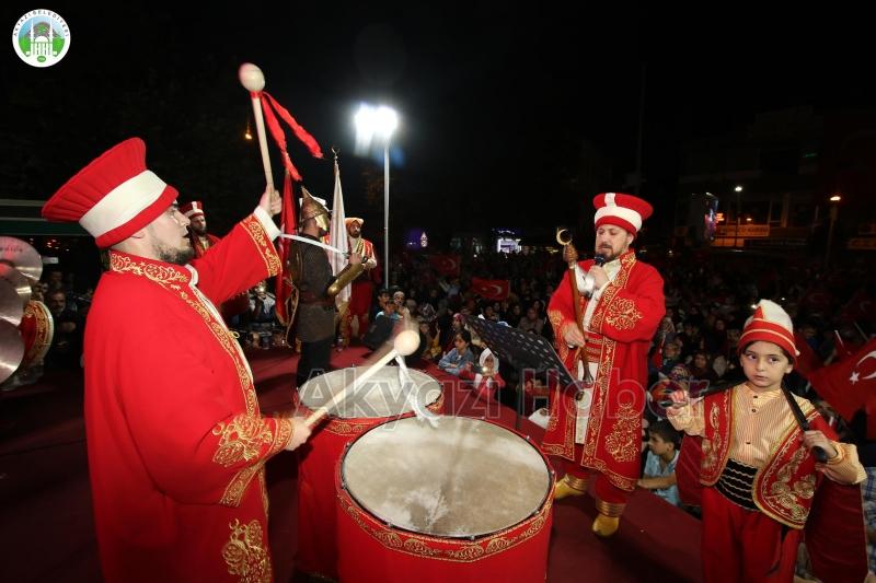 AKYAZI 1 NİSANDA DEMOKRASİ MEYDANINDA TÜRK BAYRAKLARI İLE BULUŞUYOR