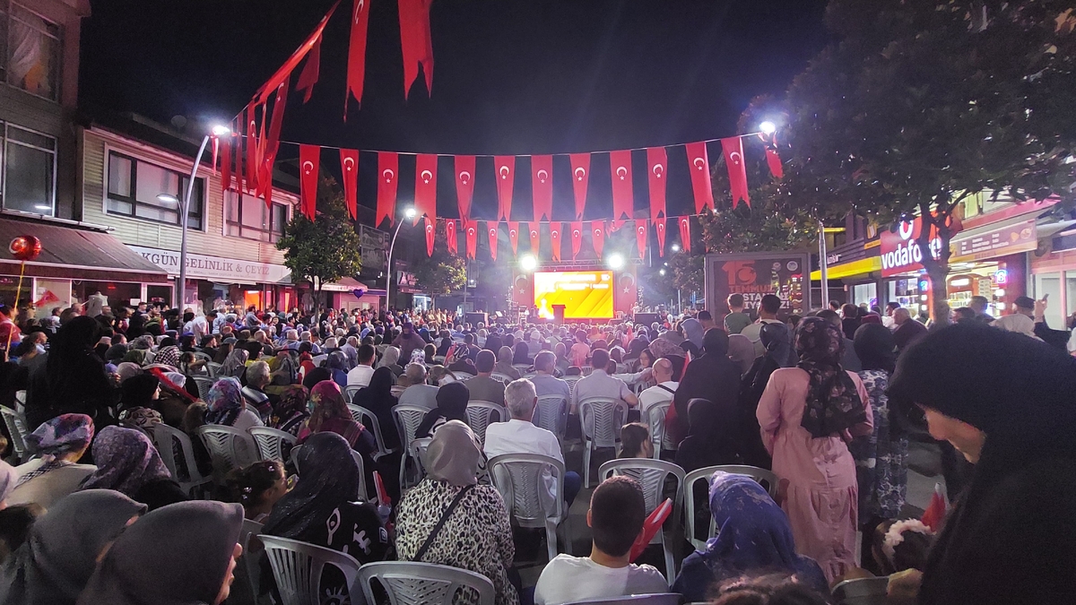 Akyazı 15 Temmuz'un yıl dönümünde tek yürek oldu