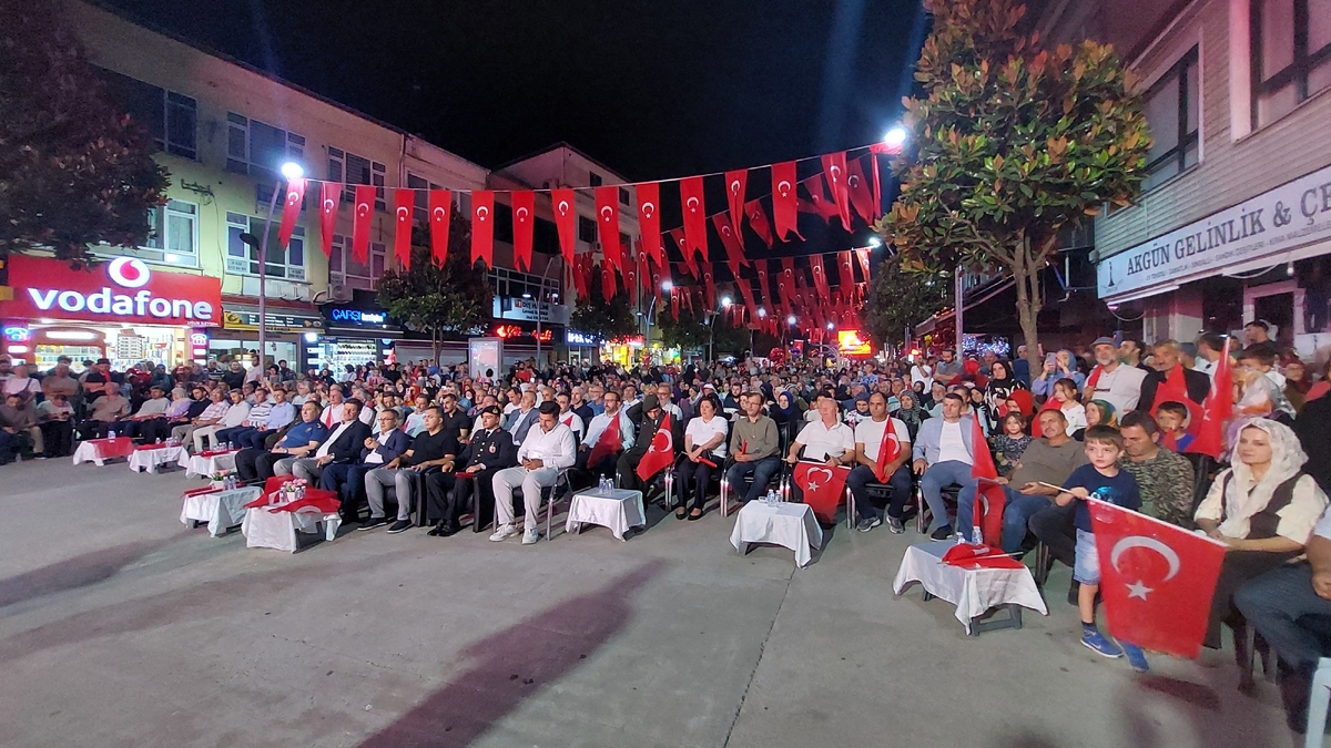 Akyazı 15 Temmuz'un yıl dönümünde tek yürek oldu