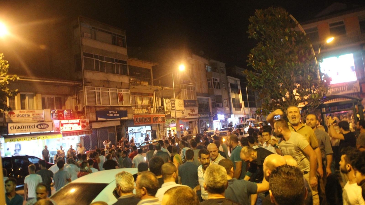 Akyazı, 15 Temmuz’da vatanına sahip çıktı