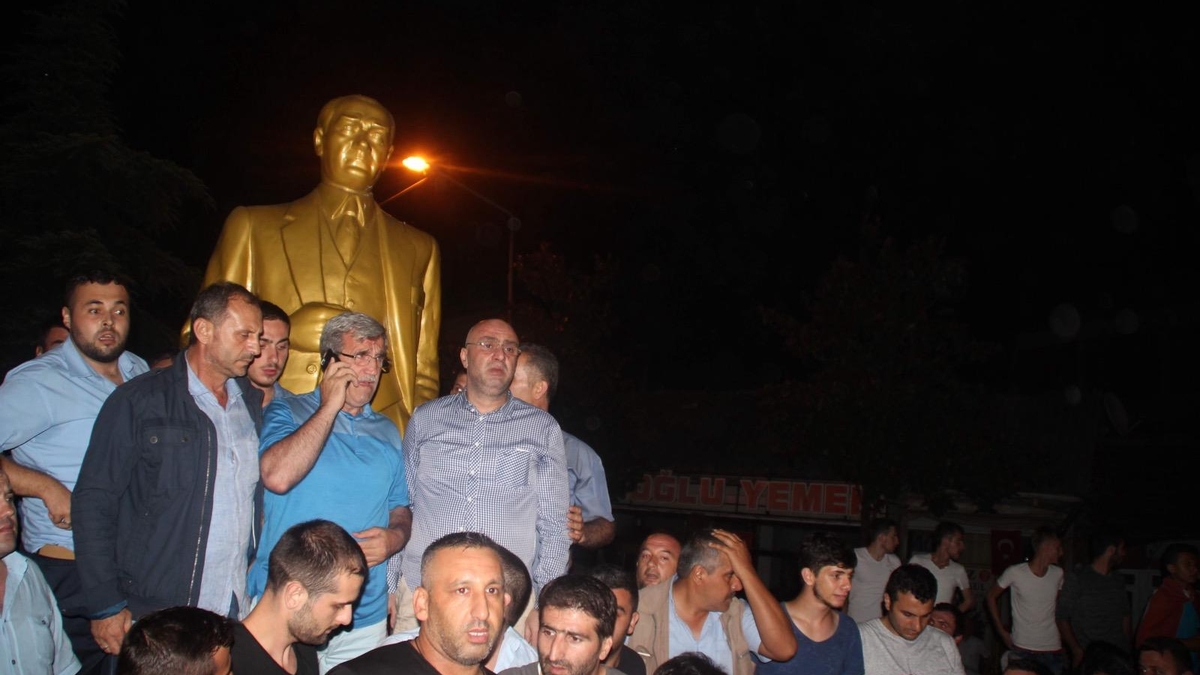 Akyazı, 15 Temmuz’da vatanına sahip çıktı