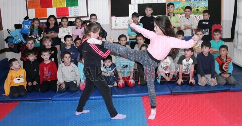 Akyazı 3 Koldan Antremanlara Devam Ediyor