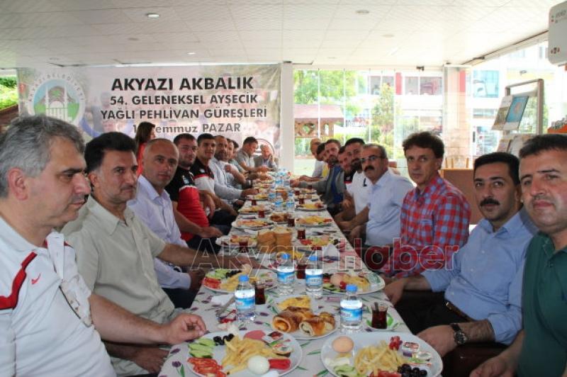 AKBALIK GÜREŞLERİ ORGANİZASYONU İÇİN MUHTEŞEM TOPLANTI